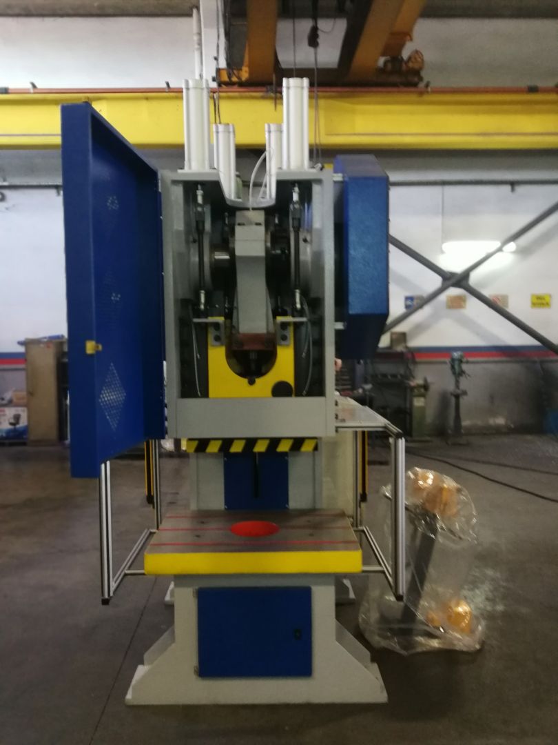 Galerie & Videos KK Industries KK Industries