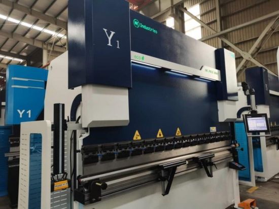 CNC Abkantpresse KK Industries  32200  4 Achsen Y1-Y2-X-R &  mit CNC Bombierung